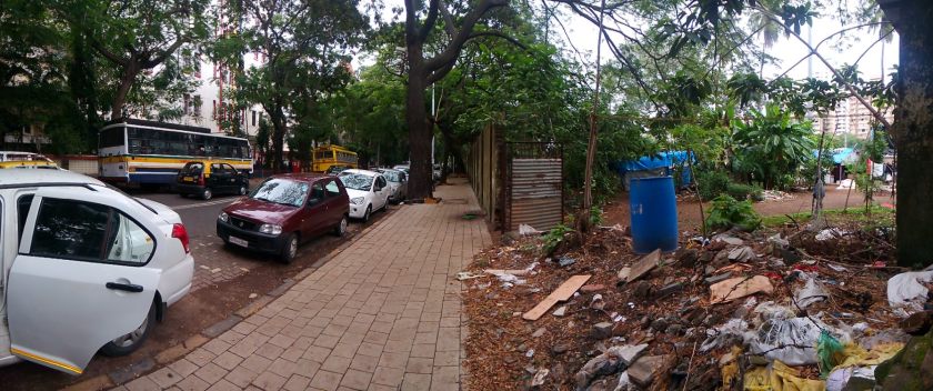 India_Mumbai trash next to nice apt
